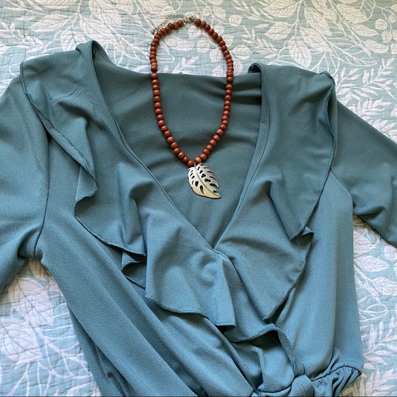 H&M Divided Ruffle Wrap Dress - Picture 3 of 4